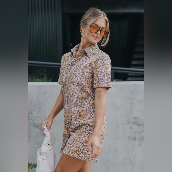 Storia Pants - Storia Orange, & Coral Floral Denim Romper SZ S